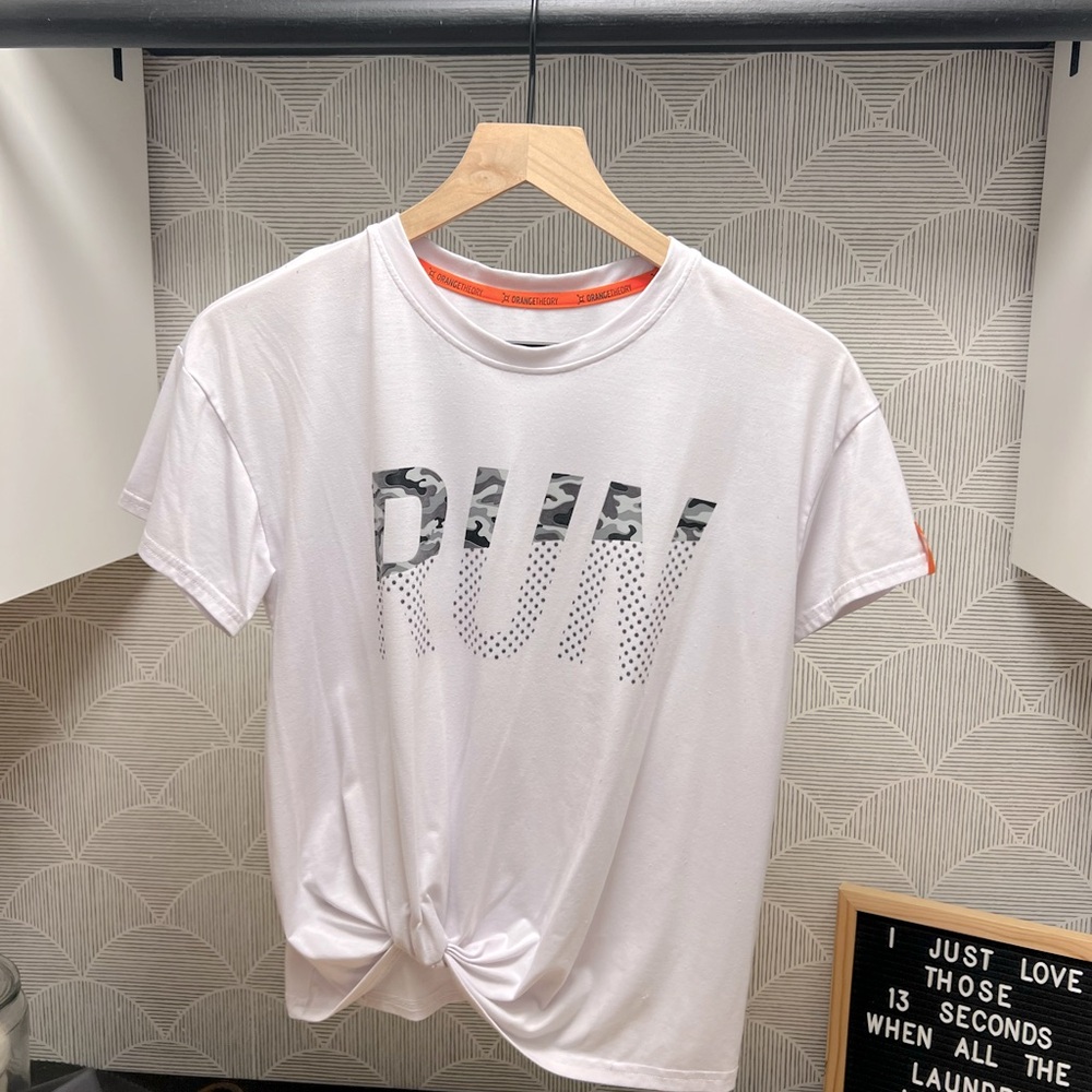 Orangetheory tshirt, knotted style in front, size XS